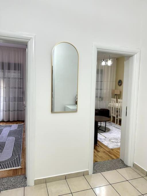 Sol Apartments - 2 Bedrooms Shkodër Eksteriør bilde
